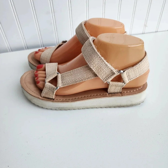Universal Thread Women's Sandals Strappy Slide Beige Ankle SZ 7 - Picture 4 of 10